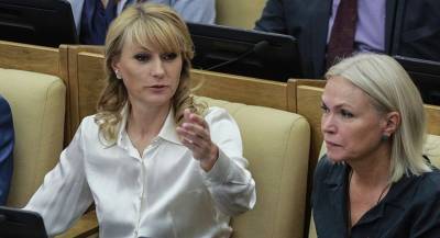 Азербайджан запретил въезд депутату Журовой