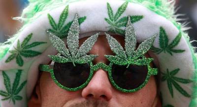Легальная продажа марихуаны началась в Канаде