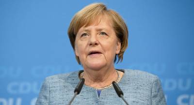 Рейтинг Меркель достиг рекордного минимума