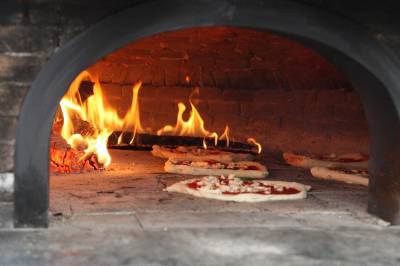 Повара из Аргентины приготовили рекордную пиццу