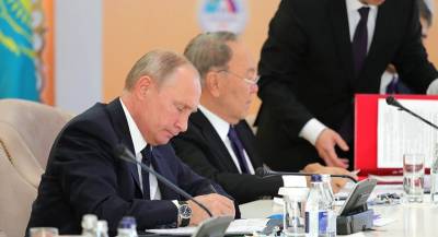 Путин и Назарбаев подписали план совместных действий
